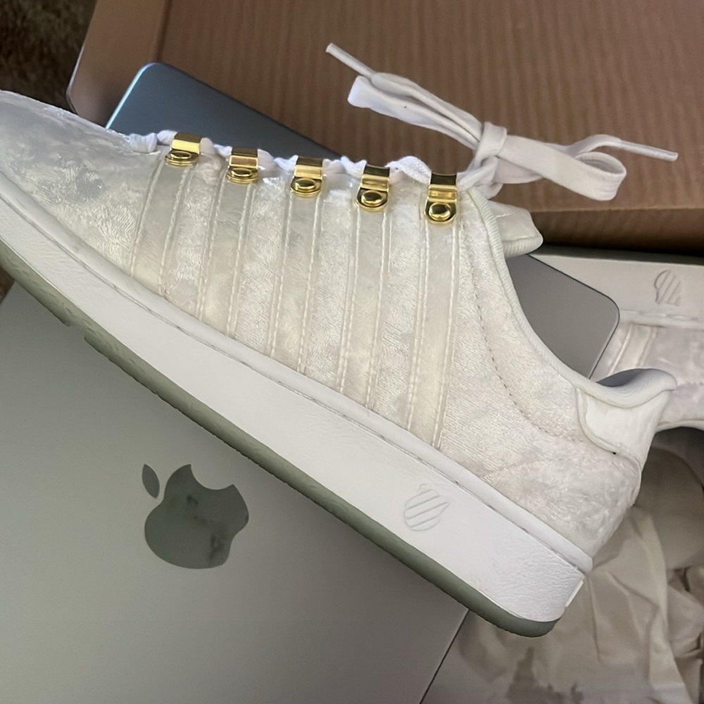 K-Swiss classic with original box.